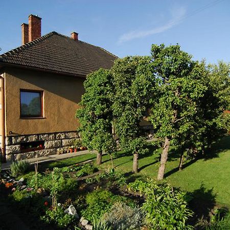 Privat Henry Bed & Breakfast ลิฟตอฟสกีมิคูลาช ภายนอก รูปภาพ