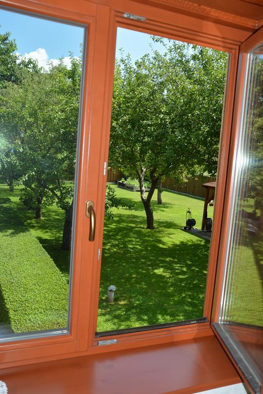 Privat Henry Bed & Breakfast ลิฟตอฟสกีมิคูลาช ภายนอก รูปภาพ