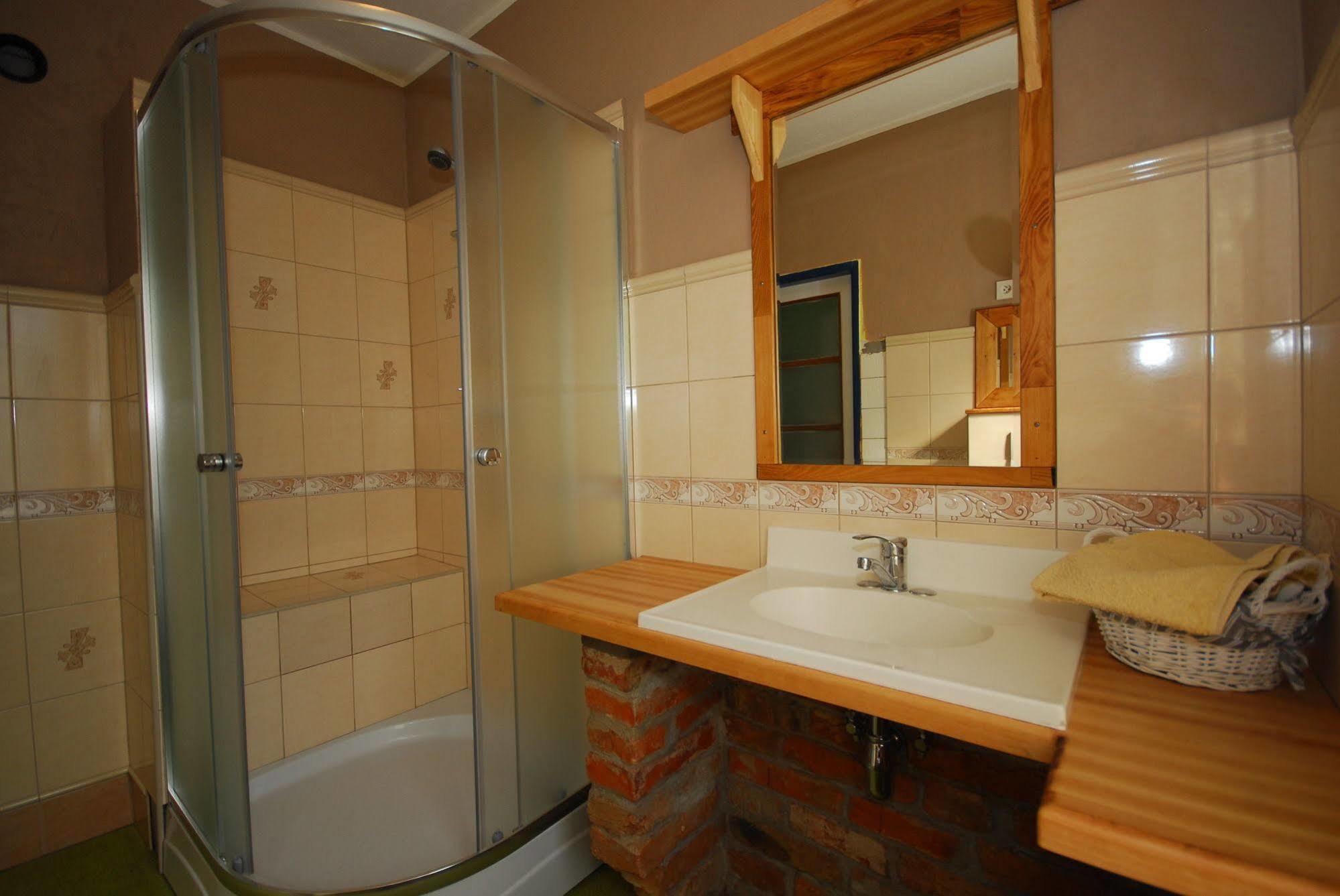 Privat Henry Bed & Breakfast ลิฟตอฟสกีมิคูลาช ภายนอก รูปภาพ