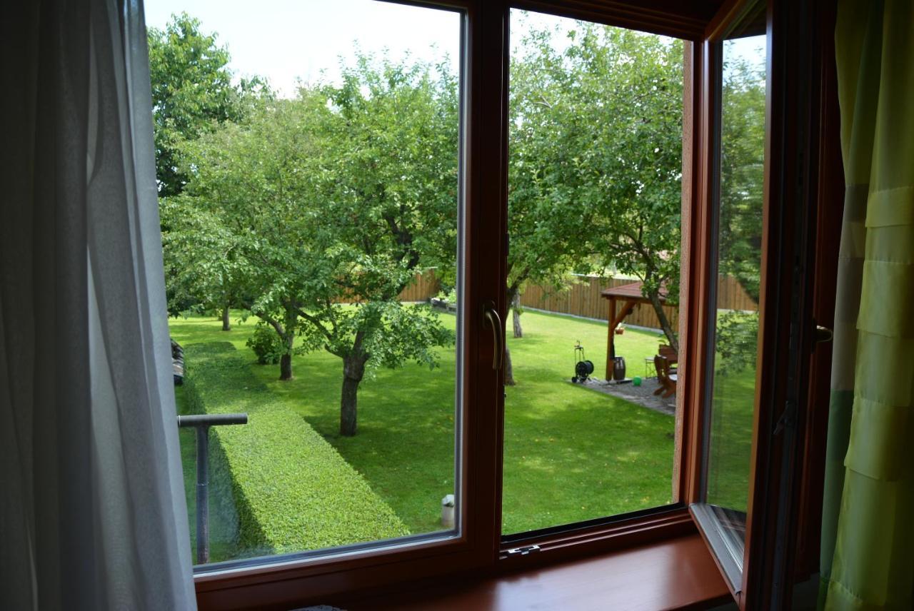 Privat Henry Bed & Breakfast ลิฟตอฟสกีมิคูลาช ภายนอก รูปภาพ