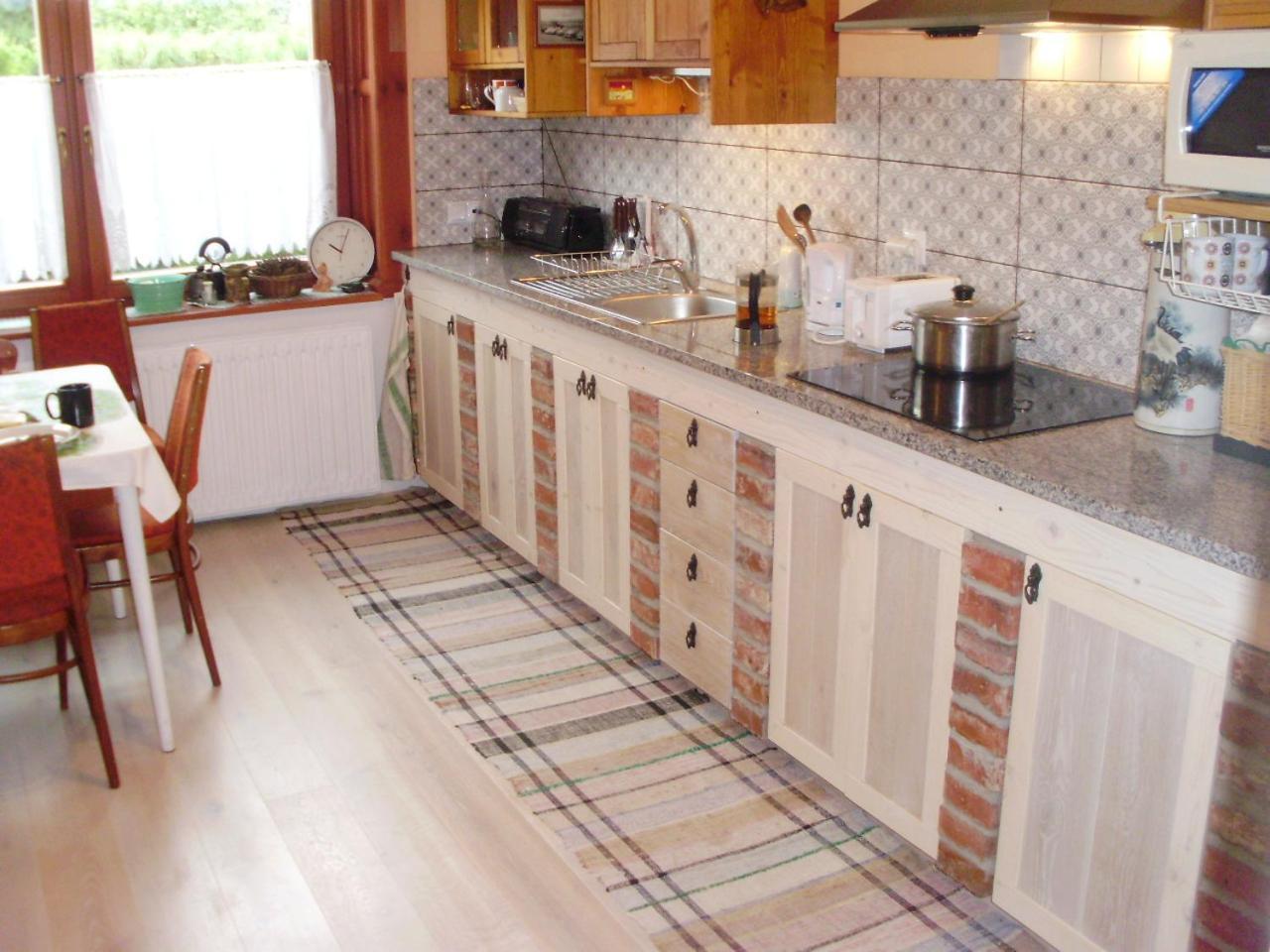 Privat Henry Bed & Breakfast ลิฟตอฟสกีมิคูลาช ภายนอก รูปภาพ